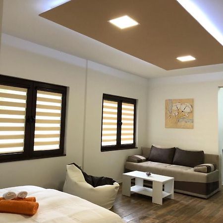 Apartmani Sarovic Tjentiste Luaran gambar